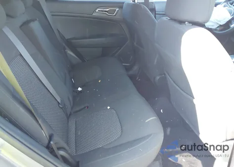 2023 Kia Sportage Lx z USA, uszkodzony, nr VIN KNDPUCAF5P7207833